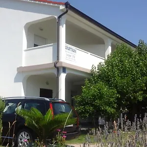 Holiday S&M Apartment Lopar
